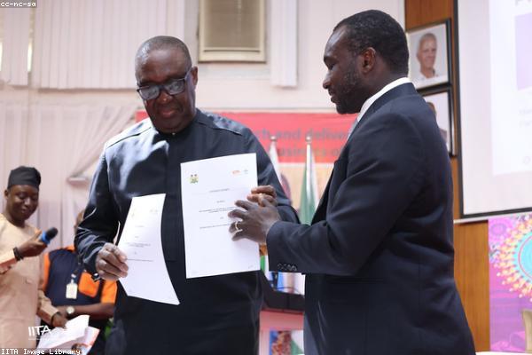 State Income Tax Calculator tool: Refinancing Your Student Loans: When to Do It — free financial calculator